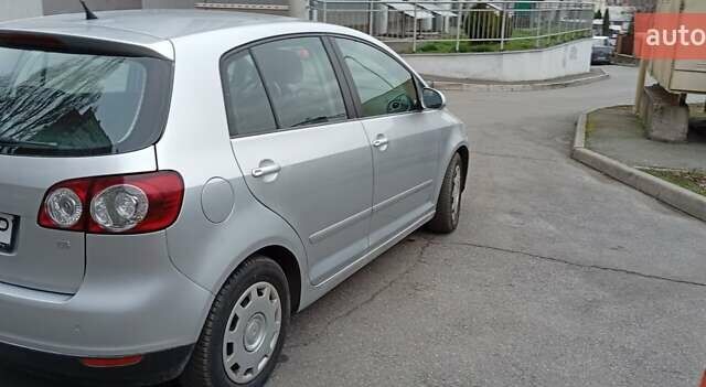 Сірий Фольксваген Golf Plus, об'ємом двигуна 1.6 л та пробігом 214 тис. км за 6350 $, фото 6 на Automoto.ua