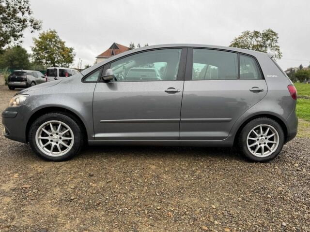 Серый Фольксваген Гольф Плюс, объемом двигателя 1.6 л и пробегом 232 тыс. км за 5900 $, фото 6 на Automoto.ua