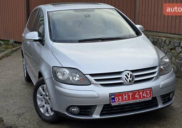 Серый Фольксваген Гольф Плюс, объемом двигателя 1.6 л и пробегом 230 тыс. км за 7999 $, фото 7 на Automoto.ua