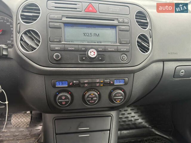 Сірий Фольксваген Golf Plus, об'ємом двигуна 1.6 л та пробігом 270 тис. км за 5850 $, фото 13 на Automoto.ua