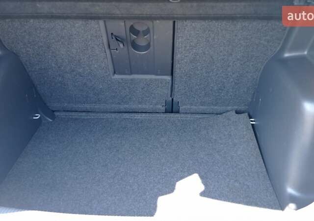 Серый Фольксваген Гольф Плюс, объемом двигателя 1.4 л и пробегом 195 тыс. км за 5750 $, фото 1 на Automoto.ua