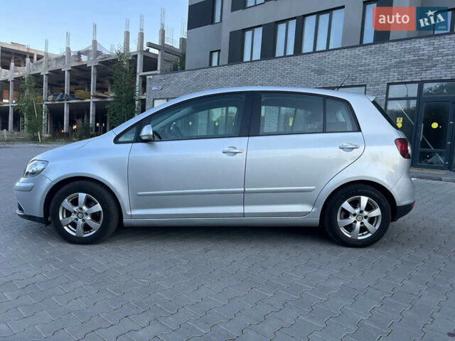 Сірий Фольксваген Golf Plus, об'ємом двигуна 1.6 л та пробігом 220 тис. км за 5500 $, фото 3 на Automoto.ua