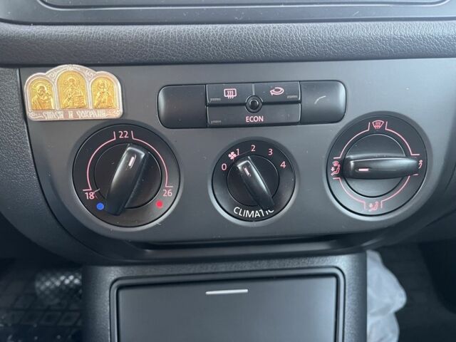 Фольксваген Гольф Плюс 2006 в Луцке на Automoto.ua Серый Фольксваген Гольф Плюс, объемом двигателя 1.9 л и пробегом 210 тыс. км за 6850 $, фото 5 на Automoto.ua