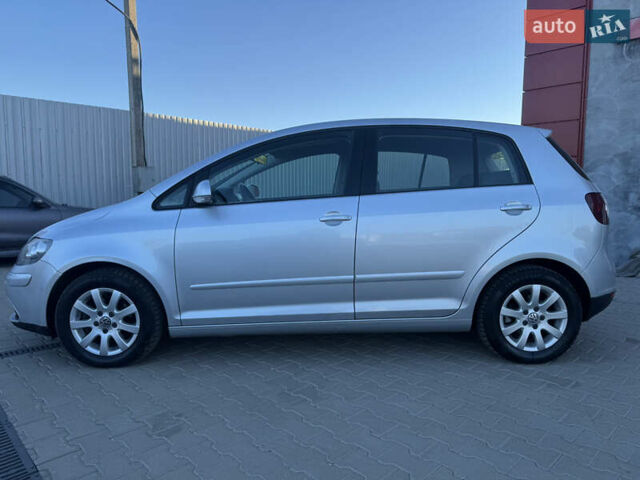 Сірий Фольксваген Golf Plus, об'ємом двигуна 1.6 л та пробігом 204 тис. км за 5350 $, фото 14 на Automoto.ua