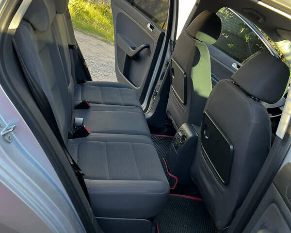 Серый Фольксваген Гольф Плюс, объемом двигателя 1.39 л и пробегом 192 тыс. км за 5800 $, фото 7 на Automoto.ua