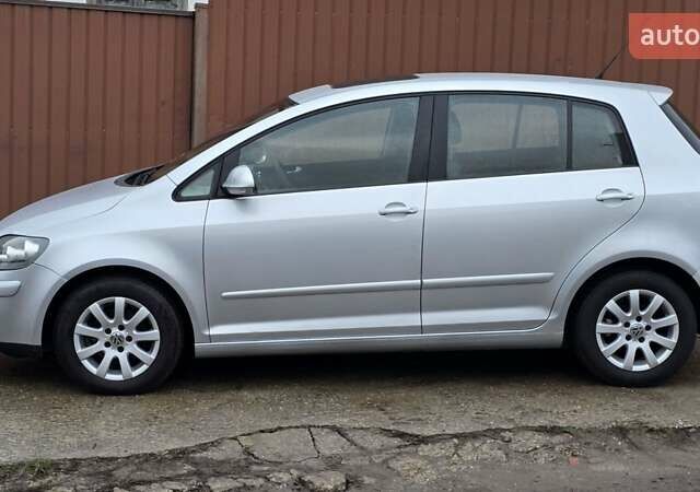 Серый Фольксваген Гольф Плюс, объемом двигателя 1.6 л и пробегом 230 тыс. км за 7999 $, фото 29 на Automoto.ua
