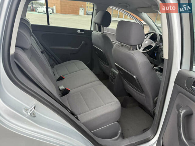 Серый Фольксваген Гольф Плюс, объемом двигателя 1.9 л и пробегом 169 тыс. км за 8300 $, фото 16 на Automoto.ua