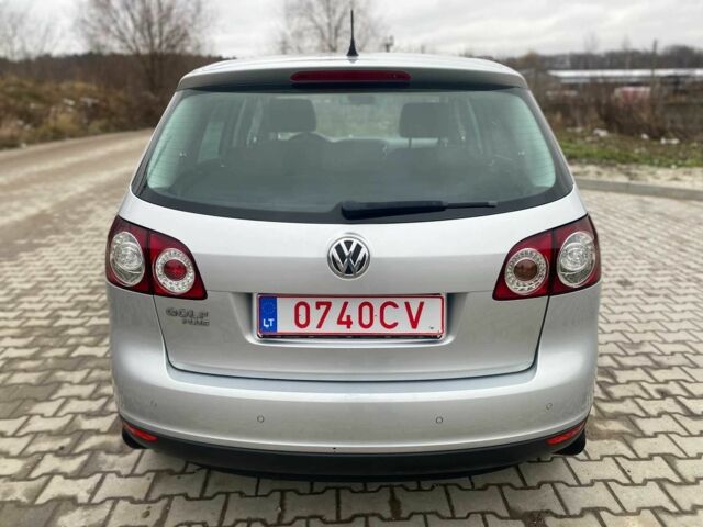 Серый Фольксваген Гольф Плюс, объемом двигателя 1.9 л и пробегом 216 тыс. км за 2950 $, фото 2 на Automoto.ua