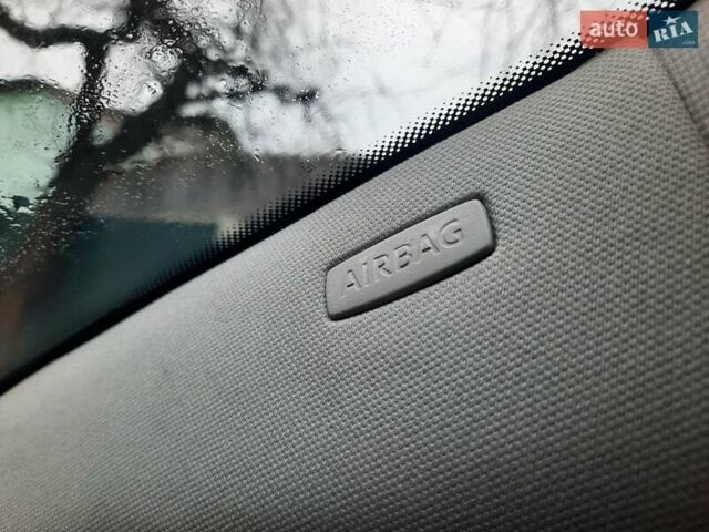 Сірий Фольксваген Golf Plus, об'ємом двигуна 1.6 л та пробігом 213 тис. км за 6750 $, фото 78 на Automoto.ua