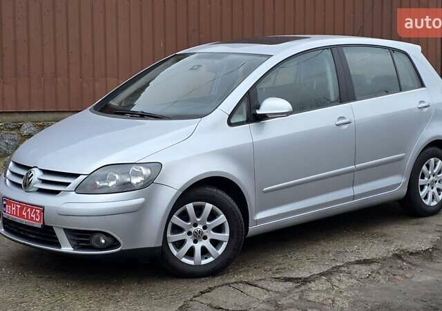 Серый Фольксваген Гольф Плюс, объемом двигателя 1.6 л и пробегом 230 тыс. км за 7999 $, фото 32 на Automoto.ua