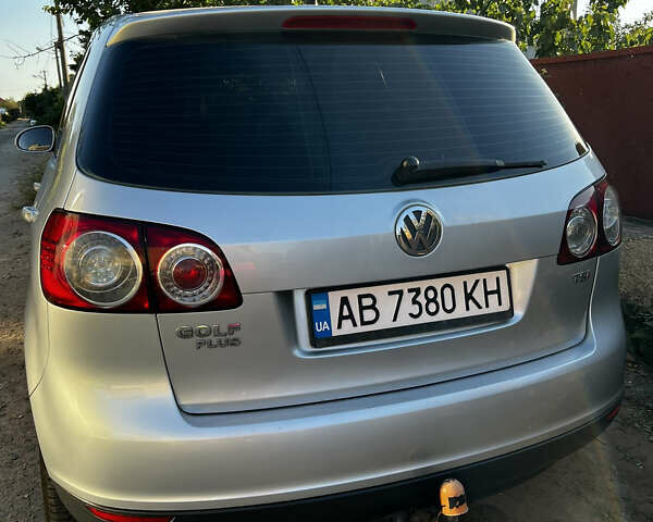 Серый Фольксваген Гольф Плюс, объемом двигателя 1.39 л и пробегом 192 тыс. км за 5800 $, фото 1 на Automoto.ua