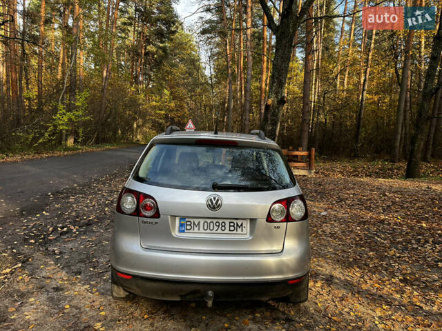 Серый Фольксваген Гольф Плюс, объемом двигателя 1.6 л и пробегом 333 тыс. км за 5650 $, фото 3 на Automoto.ua