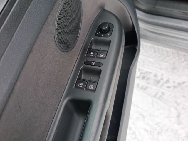 Серый Фольксваген Гольф Плюс, объемом двигателя 0 л и пробегом 217 тыс. км за 7200 $, фото 16 на Automoto.ua