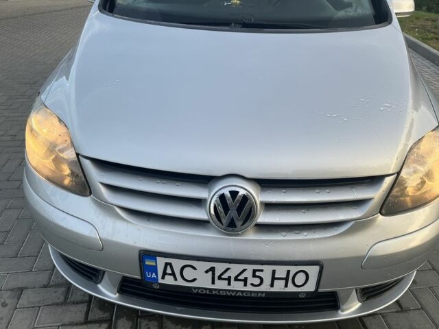 Фольксваген Гольф Плюс 2006 в Луцке на Automoto.ua Серый Фольксваген Гольф Плюс, объемом двигателя 1.9 л и пробегом 210 тыс. км за 6850 $, фото 2 на Automoto.ua