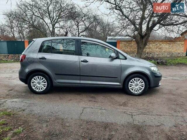 Сірий Фольксваген Golf Plus, об'ємом двигуна 1.6 л та пробігом 213 тис. км за 6750 $, фото 40 на Automoto.ua