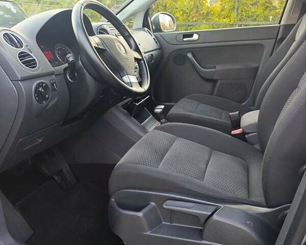 Серый Фольксваген Гольф Плюс, объемом двигателя 1.6 л и пробегом 217 тыс. км за 7400 $, фото 25 на Automoto.ua