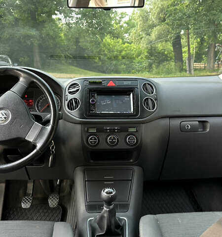 Фольксваген Гольф Плюс 2006 в Корсунь-Шевченковском на Automoto.ua Серый Фольксваген Гольф Плюс, объемом двигателя 1.6 л и пробегом 196 тыс. км за 5399 $, фото 2 на Automoto.ua