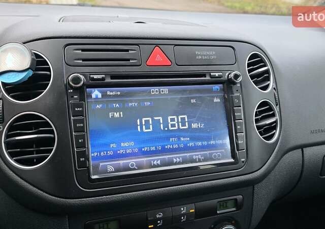 Серый Фольксваген Гольф Плюс, объемом двигателя 1.6 л и пробегом 230 тыс. км за 7999 $, фото 46 на Automoto.ua