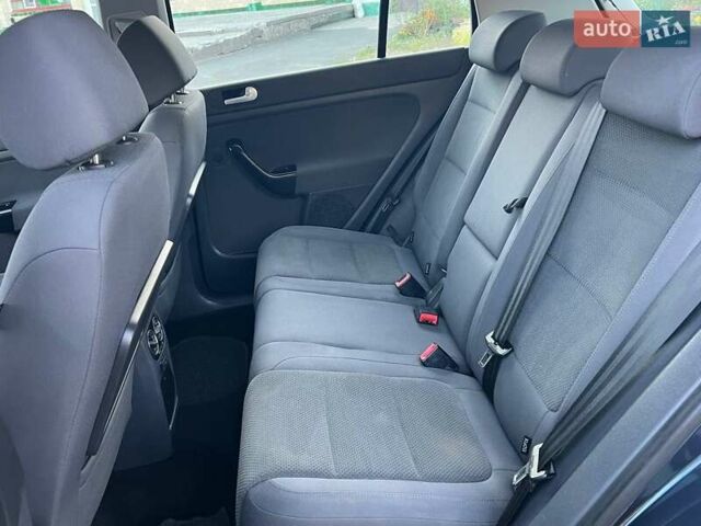 Сірий Фольксваген Golf Plus, об'ємом двигуна 0 л та пробігом 227 тис. км за 5999 $, фото 48 на Automoto.ua
