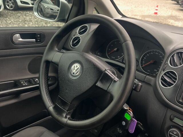 Серый Фольксваген Гольф Плюс, объемом двигателя 0 л и пробегом 200 тыс. км за 5500 $, фото 11 на Automoto.ua