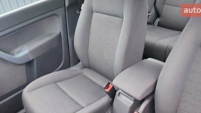 Сірий Фольксваген Golf Plus, об'ємом двигуна 1.6 л та пробігом 205 тис. км за 6200 $, фото 18 на Automoto.ua