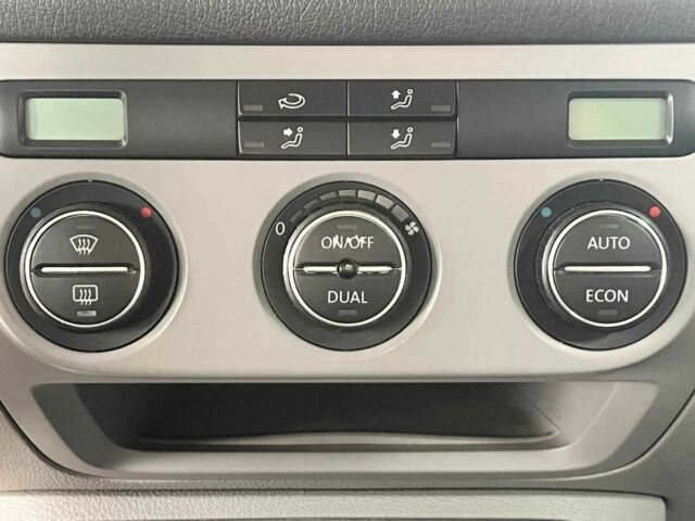 Серый Фольксваген Гольф Плюс, объемом двигателя 1.6 л и пробегом 177 тыс. км за 7199 $, фото 2 на Automoto.ua