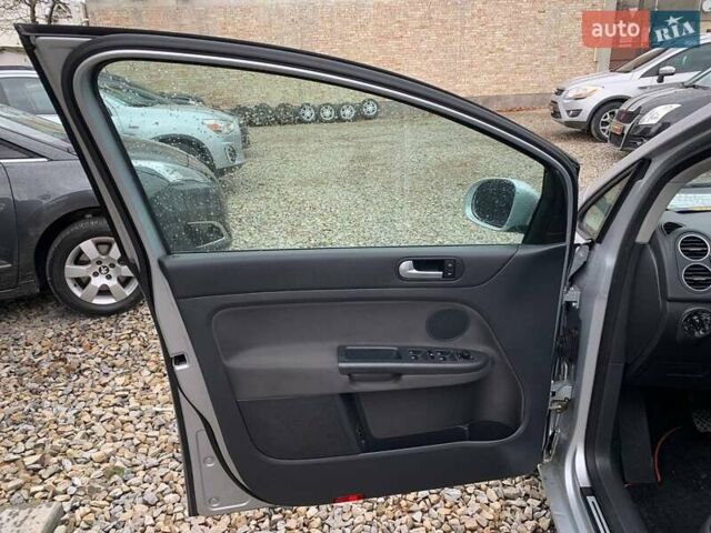 Серый Фольксваген Гольф Плюс, объемом двигателя 0 л и пробегом 260 тыс. км за 5399 $, фото 8 на Automoto.ua