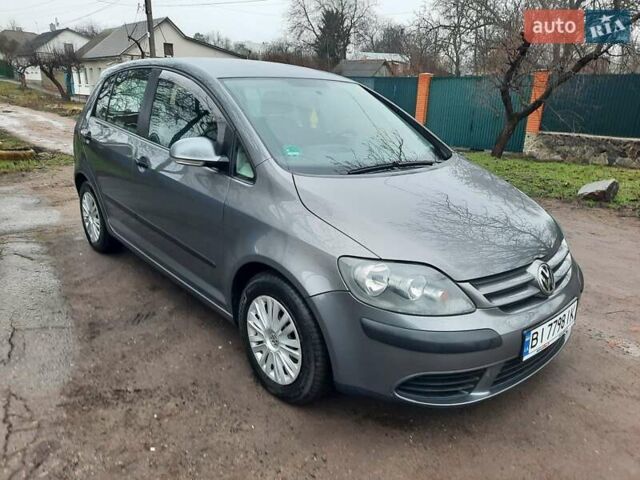 Сірий Фольксваген Golf Plus, об'ємом двигуна 1.6 л та пробігом 213 тис. км за 6750 $, фото 36 на Automoto.ua