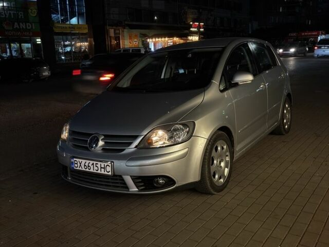 Серый Фольксваген Гольф Плюс, объемом двигателя 1.9 л и пробегом 306 тыс. км за 6600 $, фото 1 на Automoto.ua