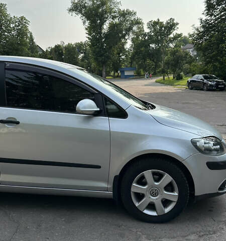 Сірий Фольксваген Golf Plus, об'ємом двигуна 1.6 л та пробігом 196 тис. км за 5449 $, фото 21 на Automoto.ua