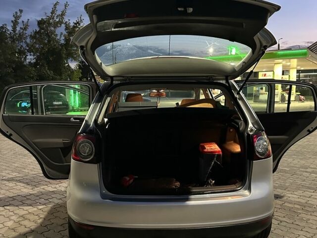 Сірий Фольксваген Golf Plus, об'ємом двигуна 2 л та пробігом 162 тис. км за 6399 $, фото 7 на Automoto.ua