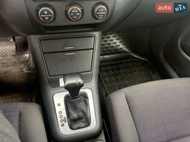 Сірий Фольксваген Golf Plus, об'ємом двигуна 1.6 л та пробігом 270 тис. км за 5850 $, фото 12 на Automoto.ua