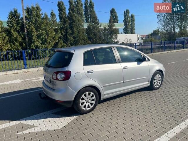 Сірий Фольксваген Golf Plus, об'ємом двигуна 1.98 л та пробігом 145 тис. км за 6200 $, фото 5 на Automoto.ua