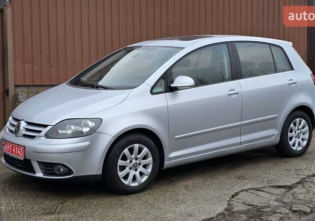 Серый Фольксваген Гольф Плюс, объемом двигателя 1.6 л и пробегом 230 тыс. км за 7999 $, фото 31 на Automoto.ua
