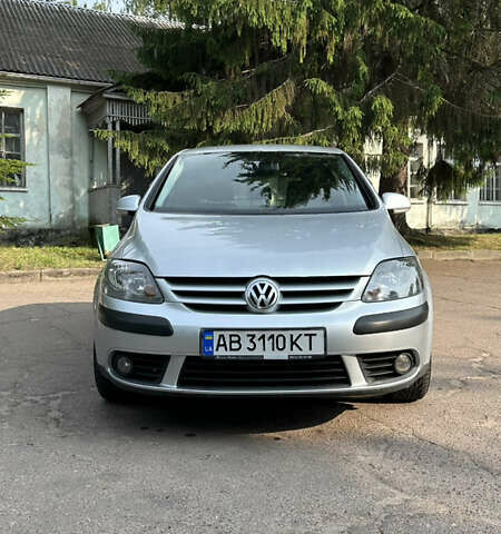 Сірий Фольксваген Golf Plus, об'ємом двигуна 1.6 л та пробігом 196 тис. км за 5449 $, фото 24 на Automoto.ua