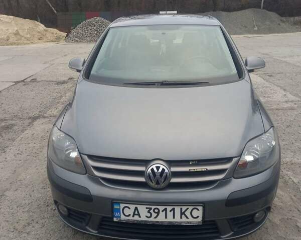 Серый Фольксваген Гольф Плюс, объемом двигателя 1.6 л и пробегом 267 тыс. км за 5800 $, фото 11 на Automoto.ua