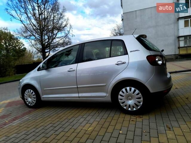 Сірий Фольксваген Golf Plus, об'ємом двигуна 1.4 л та пробігом 247 тис. км за 5100 $, фото 8 на Automoto.ua