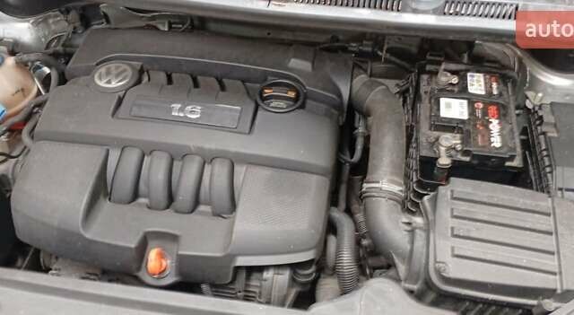 Сірий Фольксваген Golf Plus, об'ємом двигуна 1.6 л та пробігом 214 тис. км за 6350 $, фото 7 на Automoto.ua