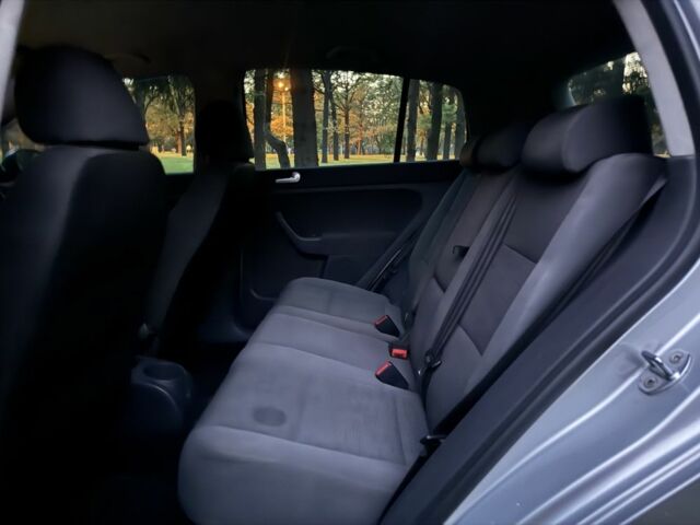 Серый Фольксваген Гольф Плюс, объемом двигателя 1.6 л и пробегом 202 тыс. км за 4499 $, фото 11 на Automoto.ua