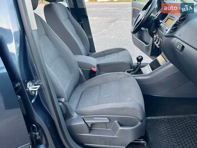 Сірий Фольксваген Golf Plus, об'ємом двигуна 0 л та пробігом 227 тис. км за 5999 $, фото 44 на Automoto.ua