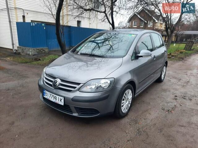 Сірий Фольксваген Golf Plus, об'ємом двигуна 1.6 л та пробігом 213 тис. км за 6750 $, фото 33 на Automoto.ua