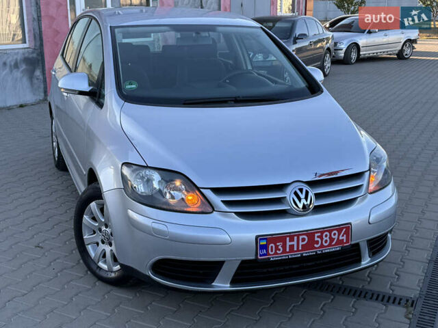 Сірий Фольксваген Golf Plus, об'ємом двигуна 1.6 л та пробігом 204 тис. км за 5350 $, фото 9 на Automoto.ua