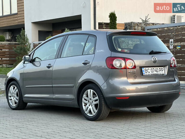 Сірий Фольксваген Golf Plus, об'ємом двигуна 1.6 л та пробігом 260 тис. км за 6799 $, фото 12 на Automoto.ua