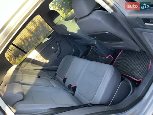 Серый Фольксваген Гольф Плюс, объемом двигателя 1.39 л и пробегом 192 тыс. км за 5800 $, фото 6 на Automoto.ua