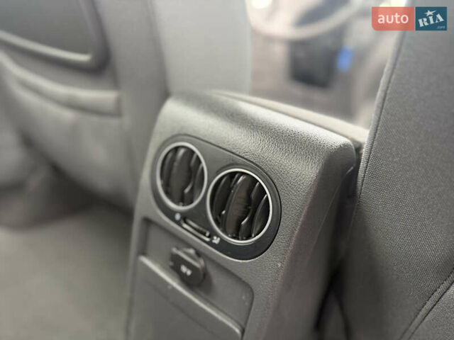 Серый Фольксваген Гольф Плюс, объемом двигателя 1.9 л и пробегом 169 тыс. км за 8300 $, фото 15 на Automoto.ua