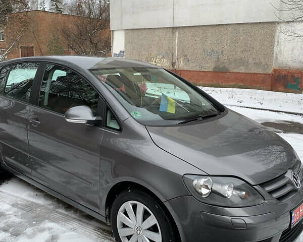 Серый Фольксваген Гольф Плюс, объемом двигателя 1.6 л и пробегом 206 тыс. км за 5999 $, фото 10 на Automoto.ua