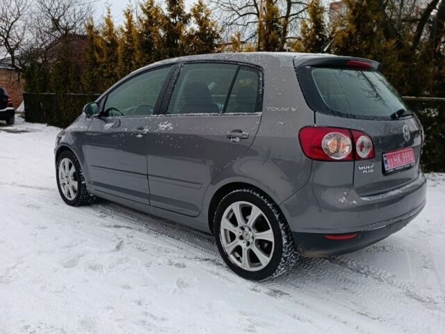 Серый Фольксваген Гольф Плюс, объемом двигателя 0 л и пробегом 217 тыс. км за 7200 $, фото 1 на Automoto.ua