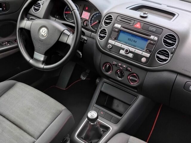 Сірий Фольксваген Golf Plus, об'ємом двигуна 1.6 л та пробігом 180 тис. км за 6500 $, фото 23 на Automoto.ua