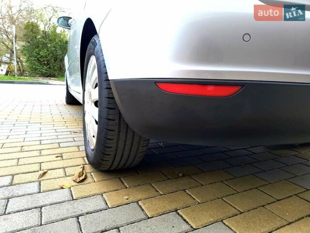 Сірий Фольксваген Golf Plus, об'ємом двигуна 1.4 л та пробігом 247 тис. км за 5100 $, фото 11 на Automoto.ua