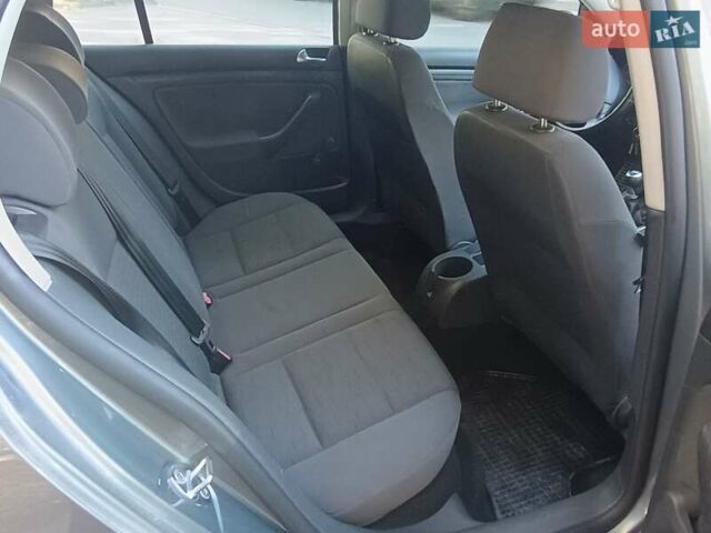 Фольксваген Гольф Плюс 2006 в Прилуках на Automoto.ua Серый Фольксваген Гольф Плюс, объемом двигателя 1.39 л и пробегом 212 тыс. км за 4700 $, фото 11 на Automoto.ua